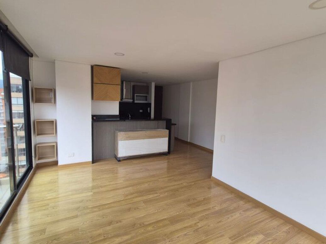 Apartamento de 3 alcobas en venta en Los Cedritos, Bogotá, 86 m² · foto 3 de 20