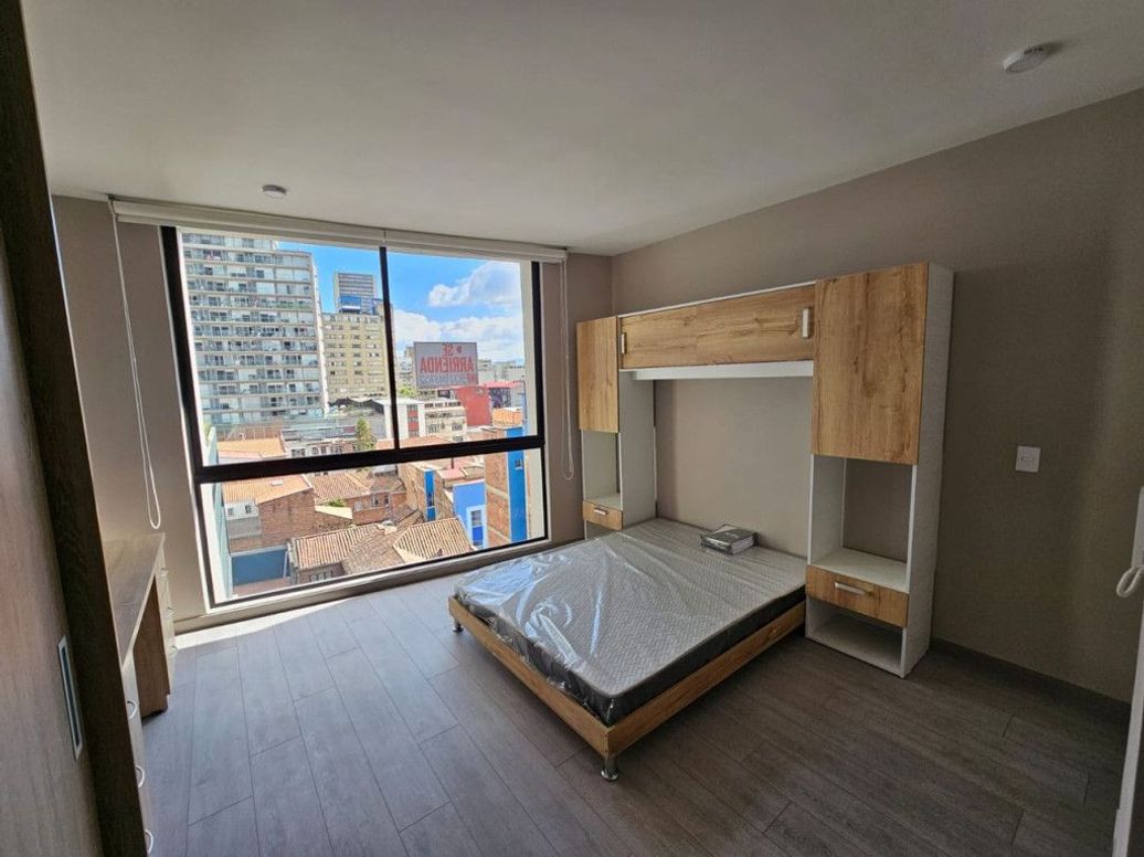 Apartamento de 1 alcoba en venta en Las Nieves, Bogotá, 22 m² · foto 2 de 18