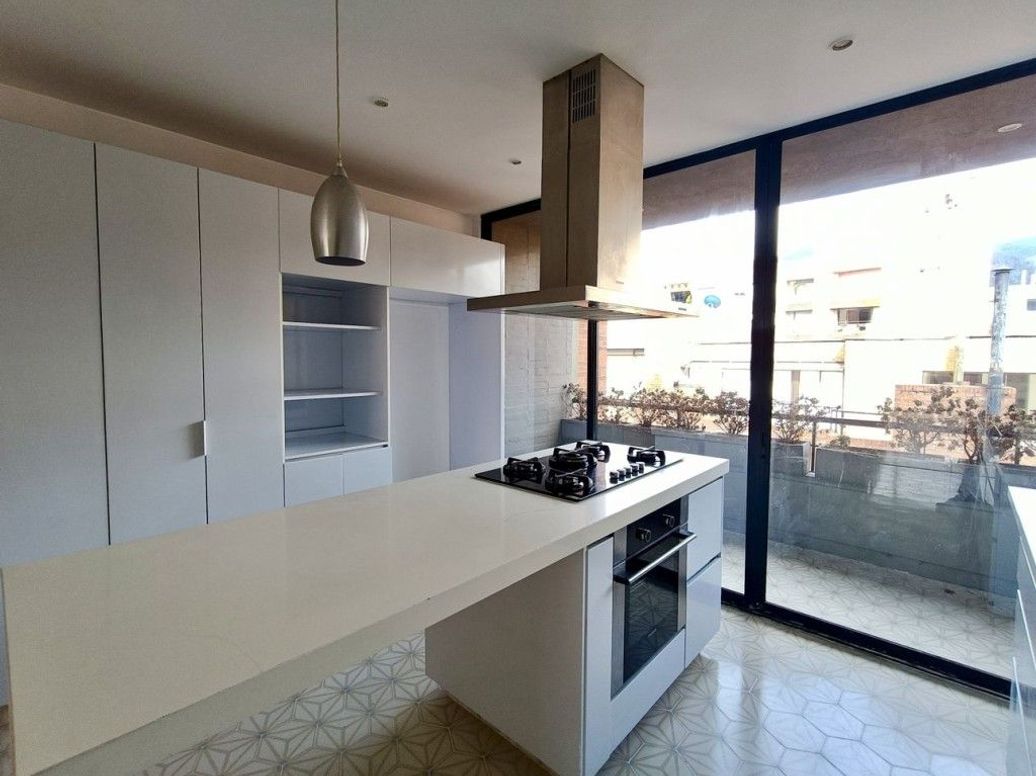 Apartamento de 3 alcobas en arriendo en Antiguo Country, Bogotá, 178 m² · foto 8 de 20