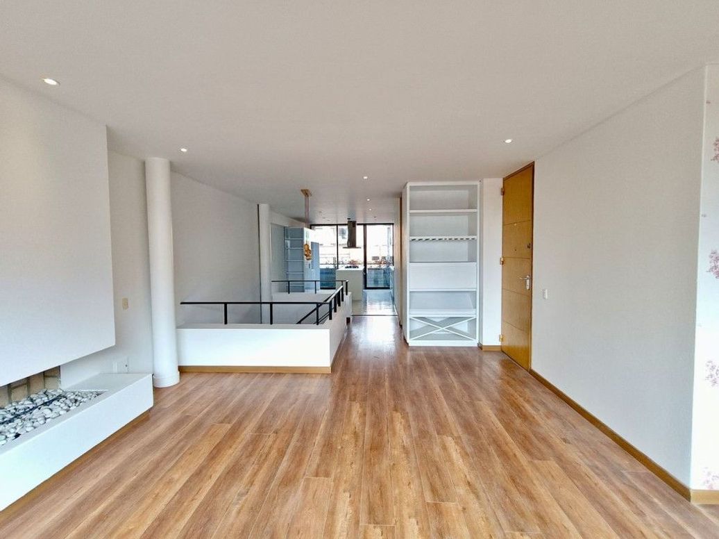 Apartamento de 3 alcobas en arriendo en Antiguo Country, Bogotá, 178 m² · foto 4 de 20