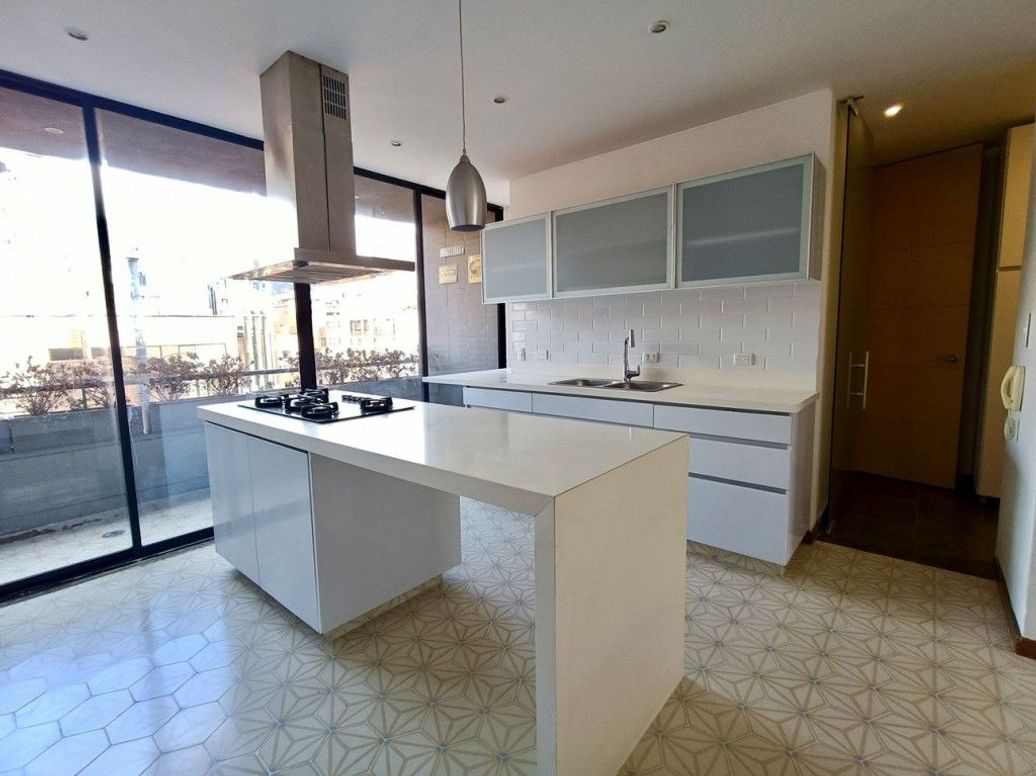 Apartamento de 3 alcobas en venta en Antiguo Country, Bogotá, 178 m² · foto 9 de 20