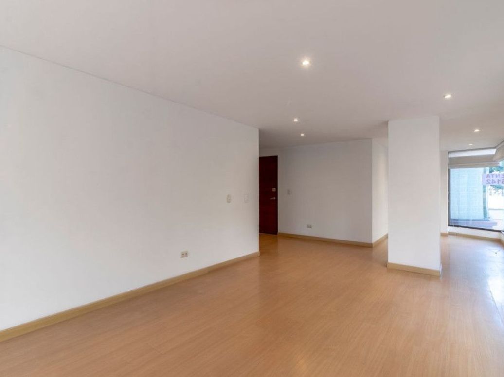 Apartamento de 3 alcobas en venta en Antiguo Country, Bogotá, 112 m² · foto 3 de 19