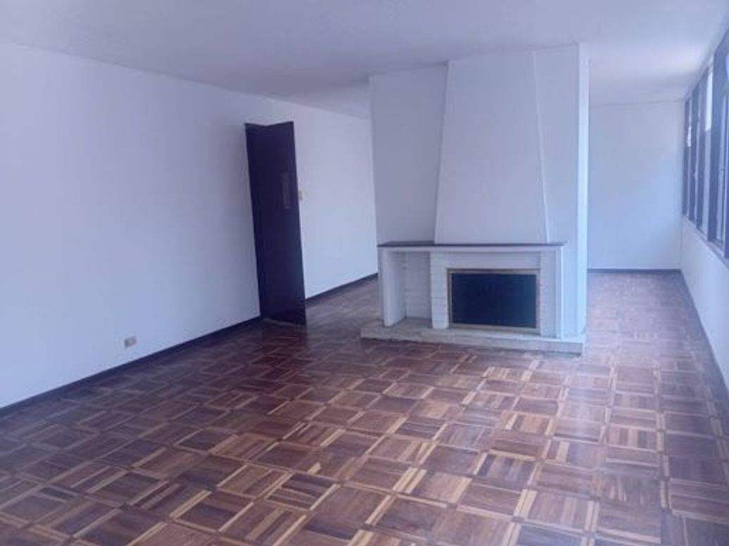 Apartamento de 3 alcobas en venta en Chicó Norte, Bogotá, 167 m² · foto 2 de 12