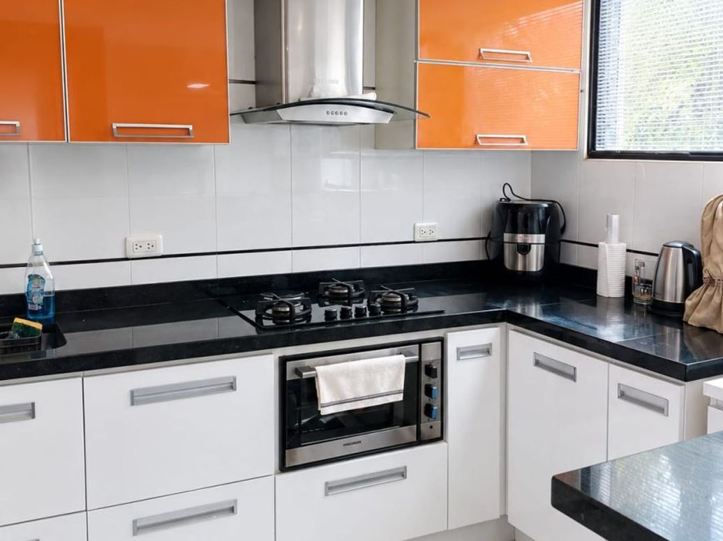 Apartamento de 3 alcobas en venta en Colina Campestre, Bogotá, 110 m² · foto 3 de 8