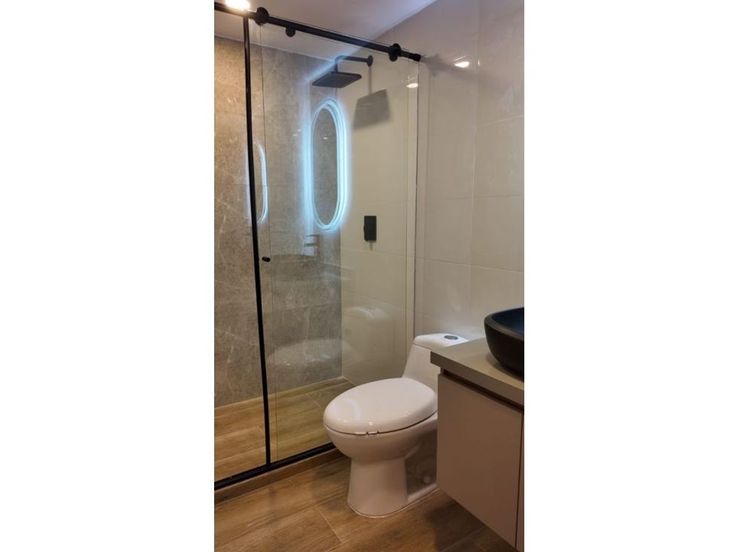 Apartaestudio en venta en Chicó Norte, Bogotá, 46 m² · foto 9 de 10