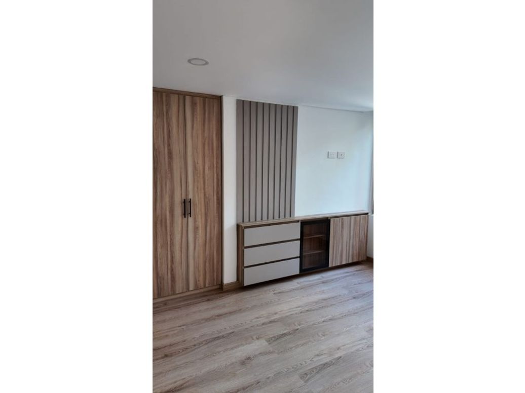 Apartaestudio en venta en Chicó Norte, Bogotá, 46 m² · foto 5 de 10