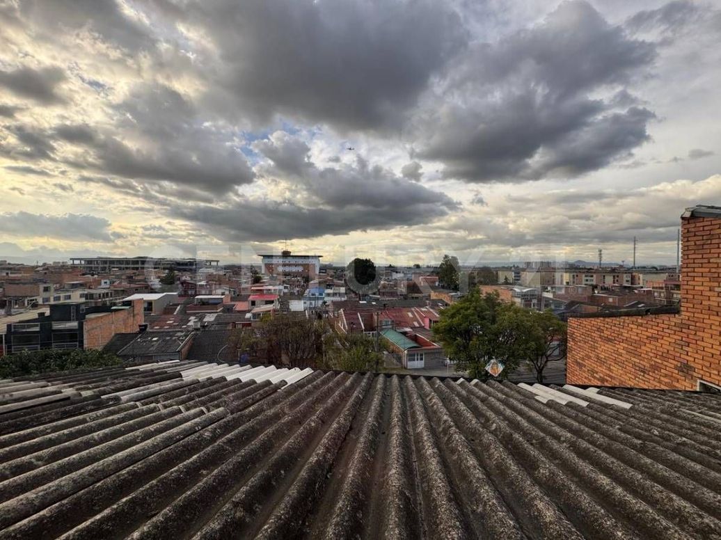 Apartamento de 3 alcobas en venta en Lago Timiza Etapa 1, Bogotá, 89 m² · foto 14 de 15