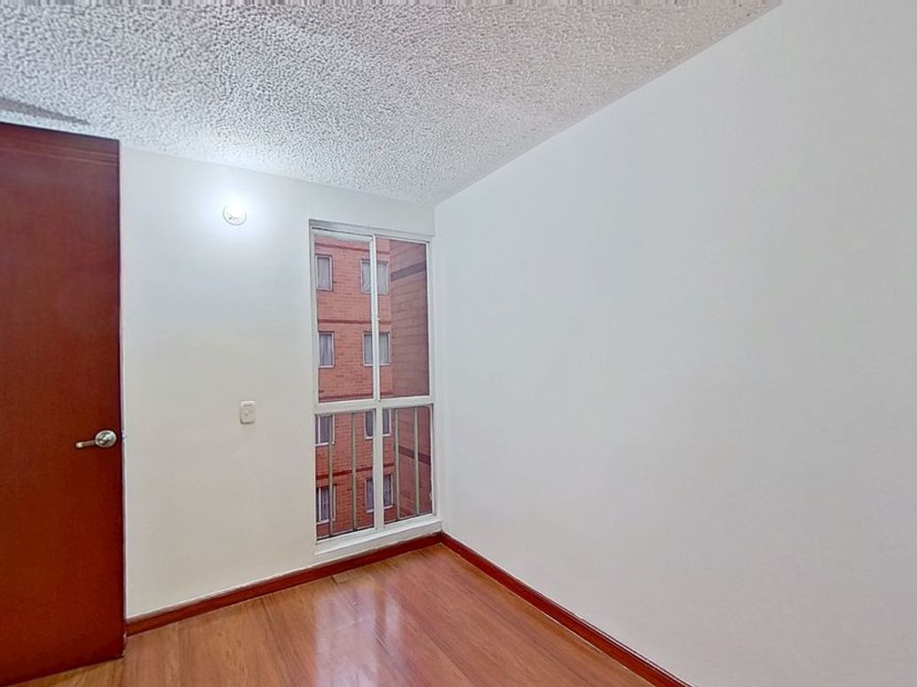 Apartamento de 3 alcobas en venta en Ub. Industrial Las Delicias, Bogotá, 49 m² · foto 2 de 12