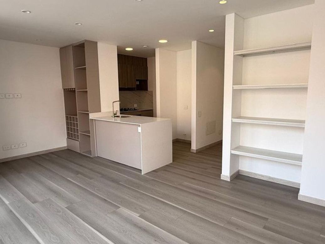 Apartamento de 2 alcobas en venta en Antiguo Country, Bogotá, 92 m² · foto 2 de 20
