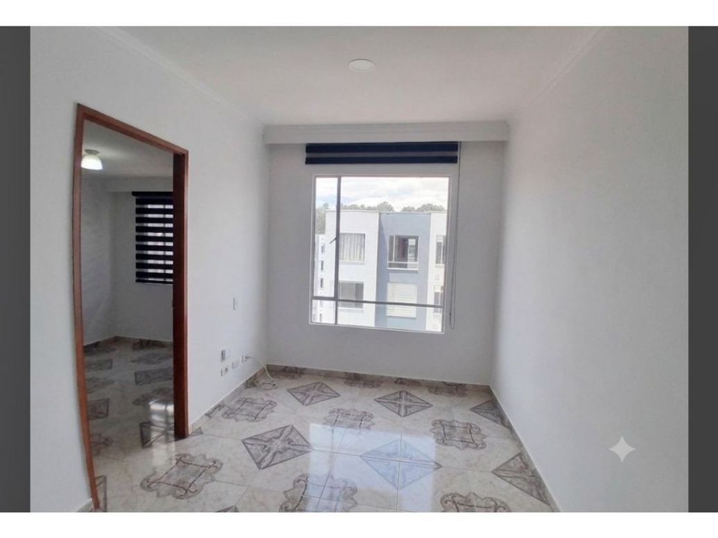 Apartamento de 3 alcobas en venta en Nueva Castilla Et. Ii, Bogotá, 41 m² · foto 4 de 8