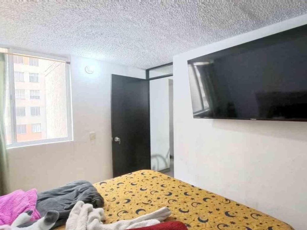 Apartamento de 1 alcoba en venta en Almagrario, Bogotá, 24 m² · foto 2 de 15