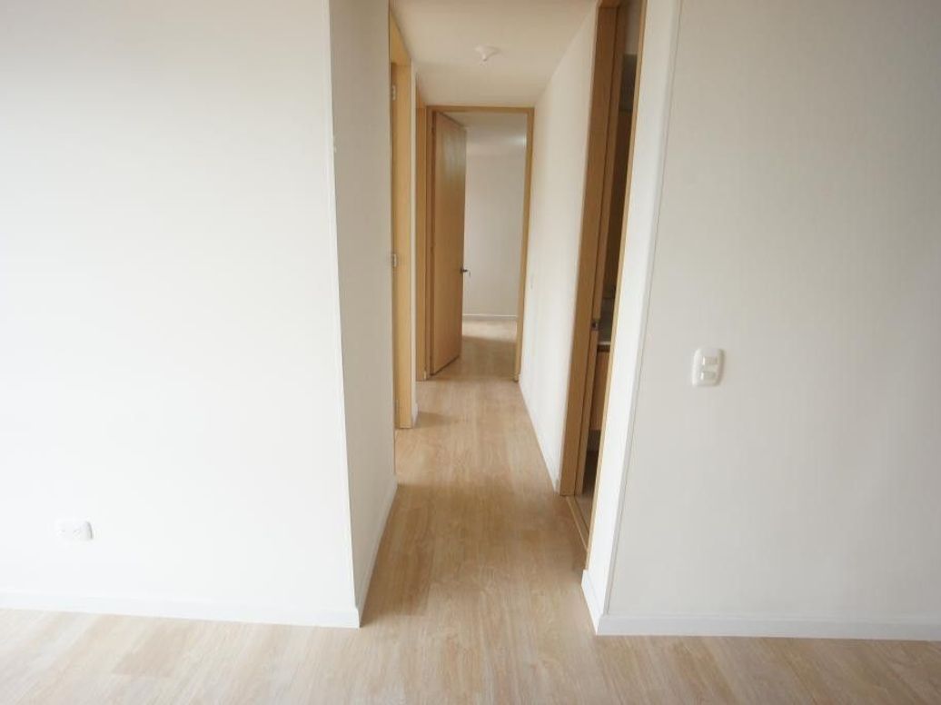 Apartamento de 2 alcobas en arriendo en Visión De Colombia, Bogotá, 52 m² · foto 10 de 18