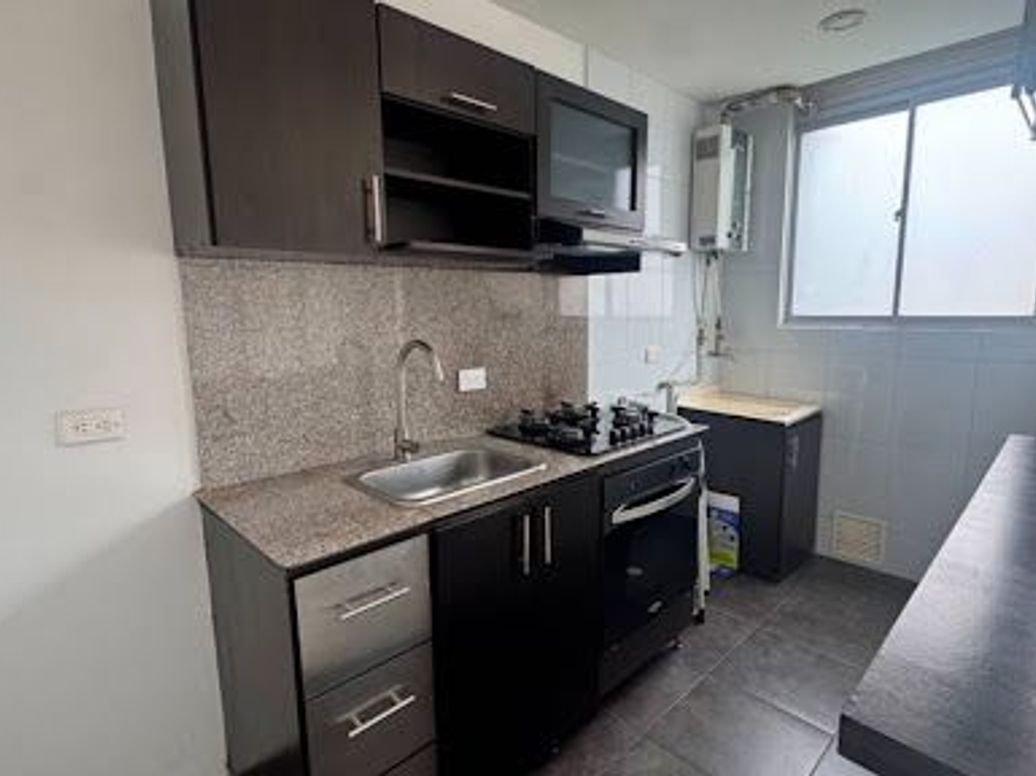 Apartamento de 2 alcobas en venta en Acacias, Bogotá, 54 m² · foto 2 de 10