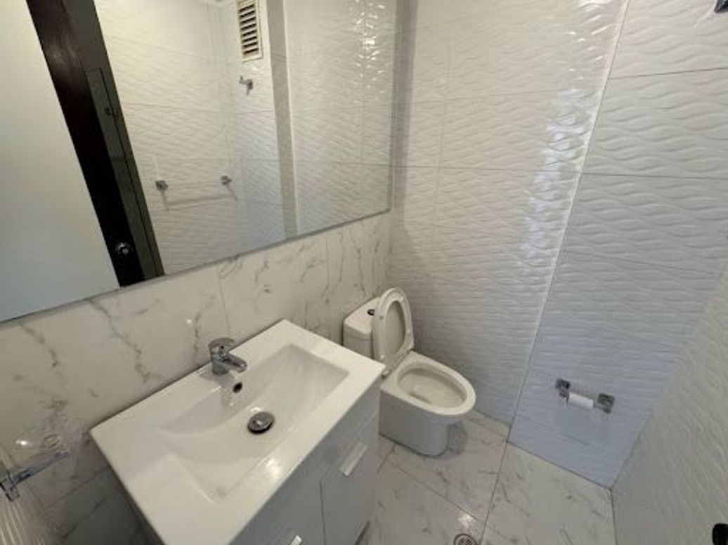 Apartamento de 2 alcobas en venta en Santa Barbara Central, Bogotá, 92 m² · foto 10 de 20
