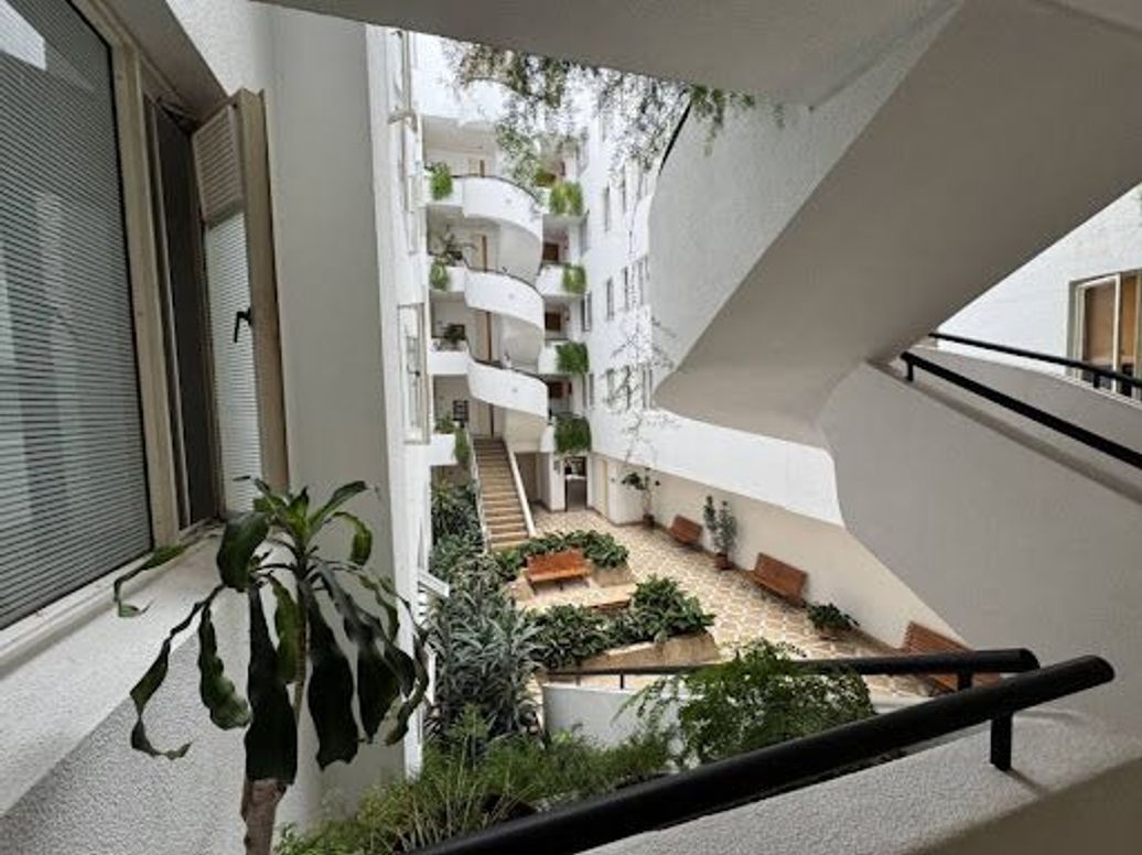 Apartamento de 2 alcobas en venta en Santa Barbara Central, Bogotá, 92 m² · foto 3 de 20