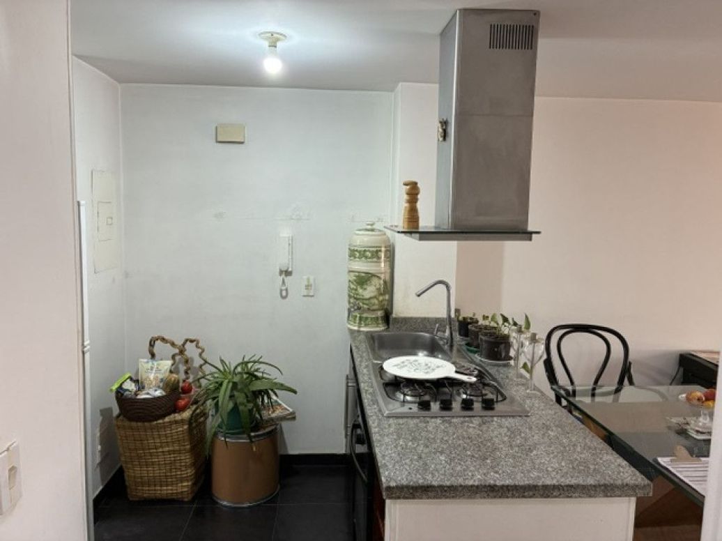 Apartamento de 1 alcoba en venta en El Batan, Bogotá, 45 m² · foto 3 de 10