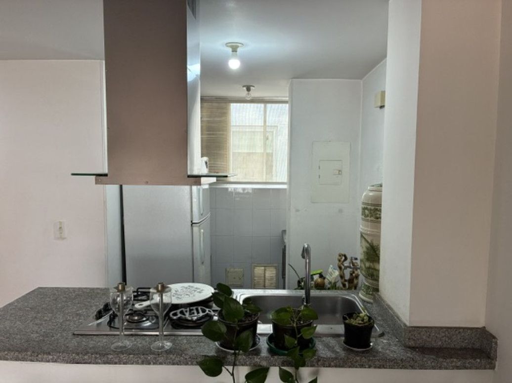 Apartamento de 1 alcoba en venta en El Batan, Bogotá, 45 m² · foto 4 de 10