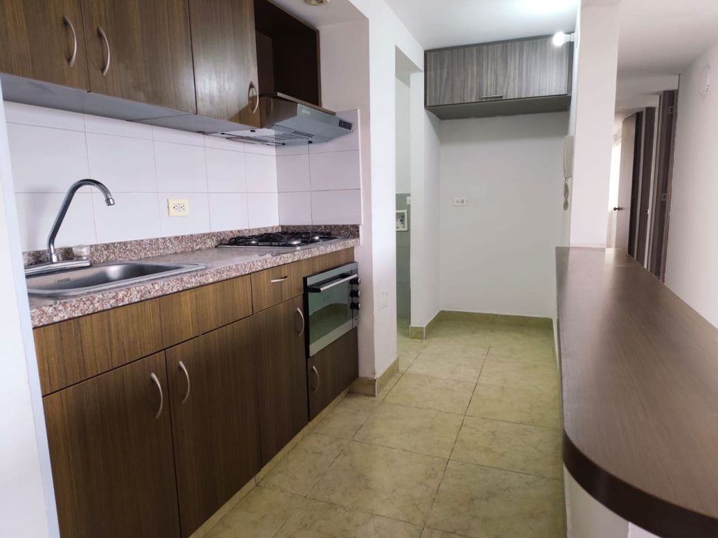 Apartamento de 3 alcobas en venta en Gran Granada, Bogotá, 70 m² · foto 4 de 20
