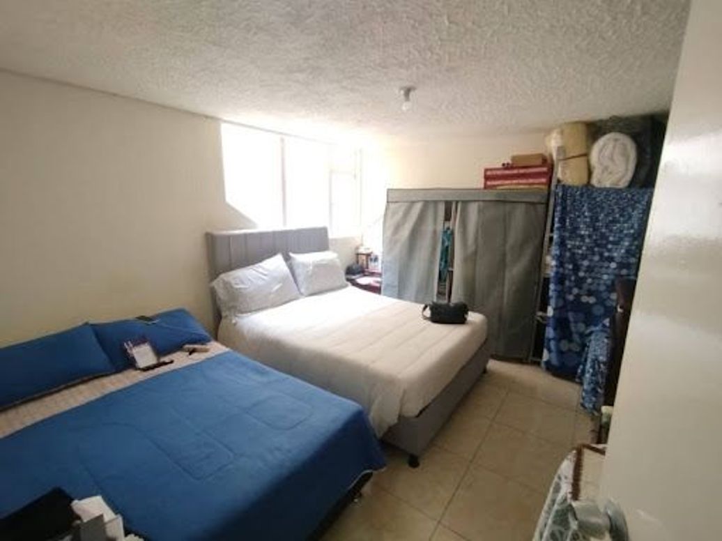 Casa de 8 alcobas en venta en La Granja, Bogotá, 275 m² · foto 3 de 20