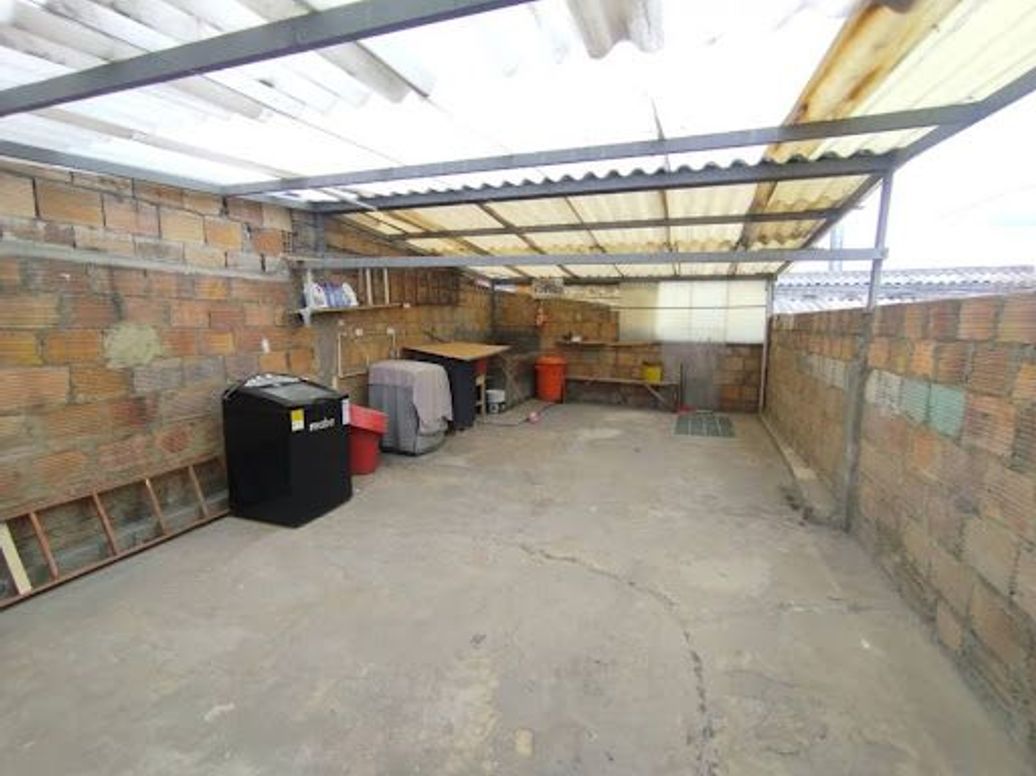 Casa de 8 alcobas en venta en La Granja, Bogotá, 275 m² · foto 4 de 20