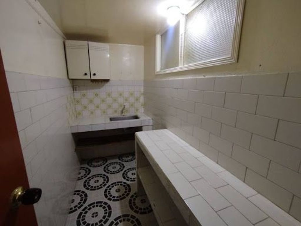 Casa de 8 alcobas en venta en La Granja, Bogotá, 275 m² · foto 9 de 20