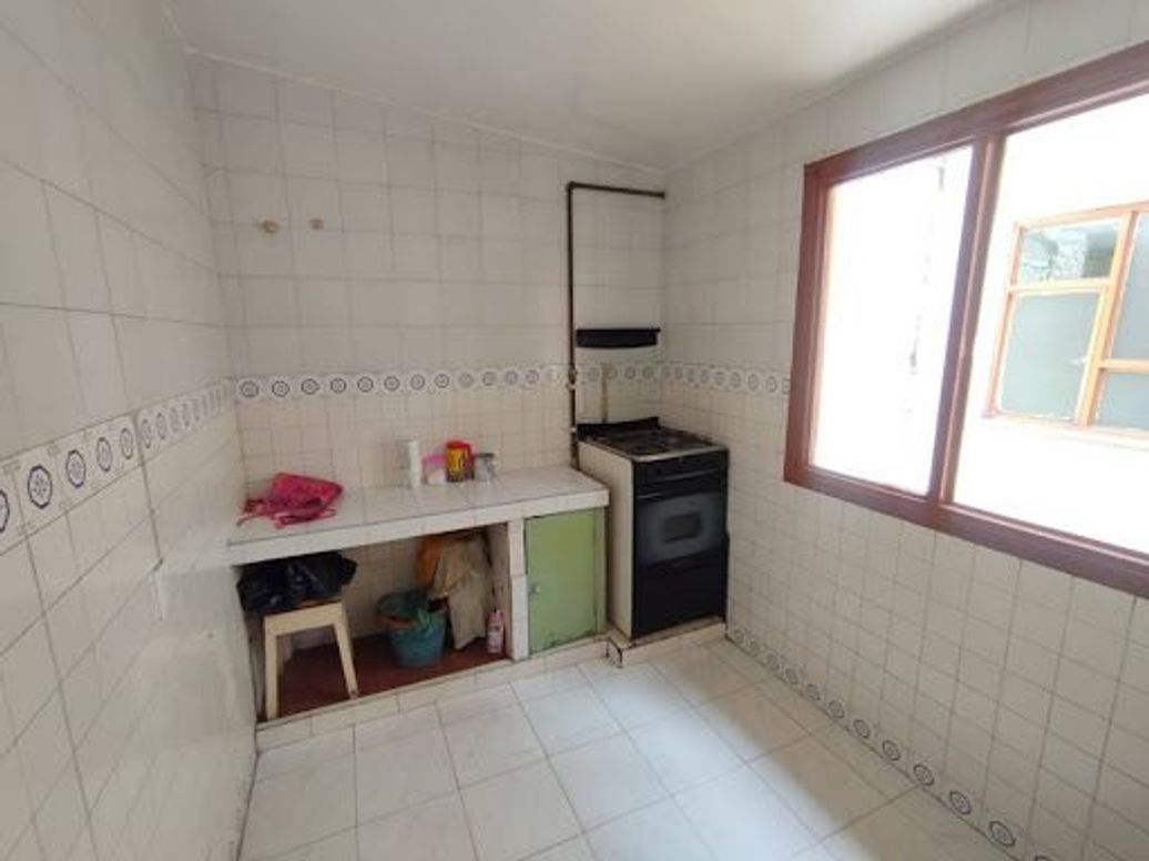 Casa de 8 alcobas en venta en La Granja, Bogotá, 275 m² · foto 18 de 20