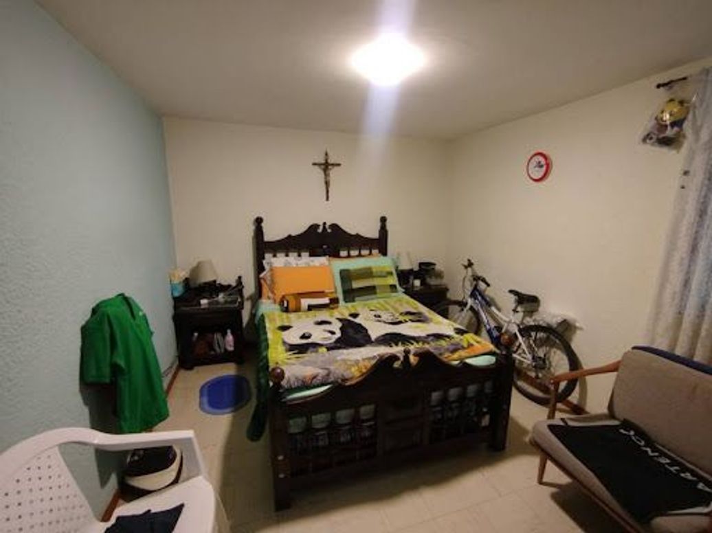 Casa de 8 alcobas en venta en La Granja, Bogotá, 275 m² · foto 14 de 20