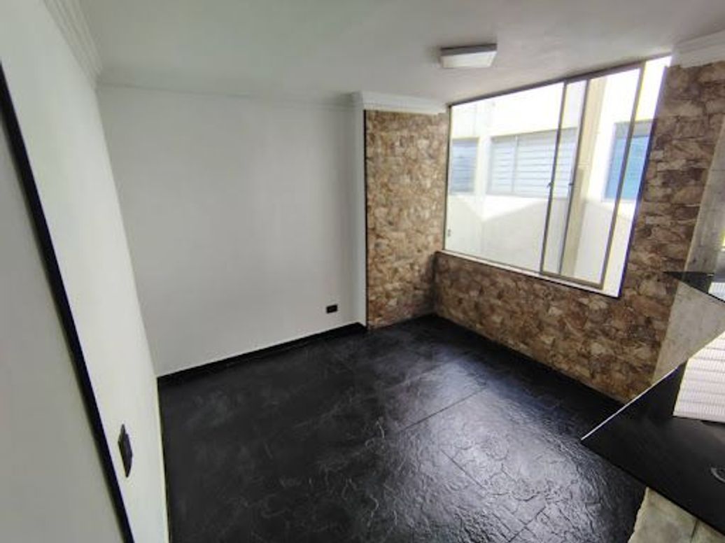 Apartamento de 2 alcobas en venta en Pasadena, Bogotá, 101 m² · foto 5 de 16