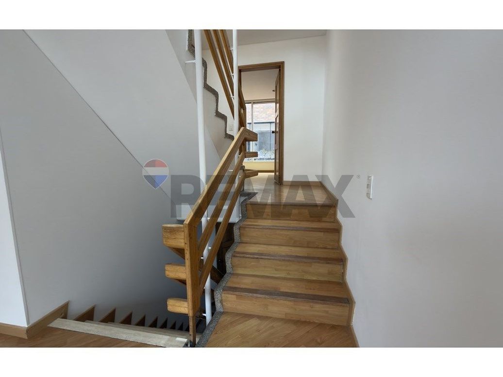 Casa de 3 alcobas en venta en El Contador, Bogotá, 206 m² · foto 3 de 20