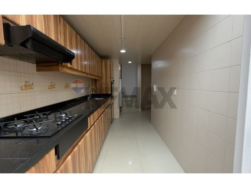 Casa de 3 alcobas en venta en El Contador, Bogotá, 206 m² · foto 5 de 20