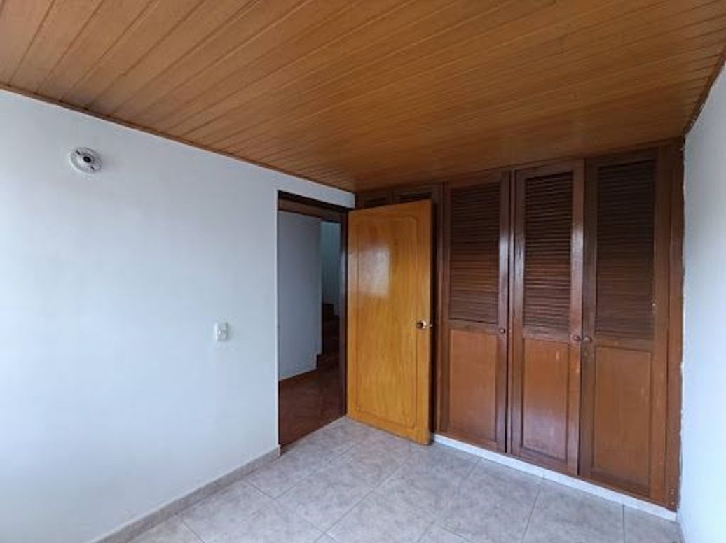 Apartamento de 4 alcobas en venta en Santa Cecilia Modelia, Bogotá, 107 m² · foto 9 de 20