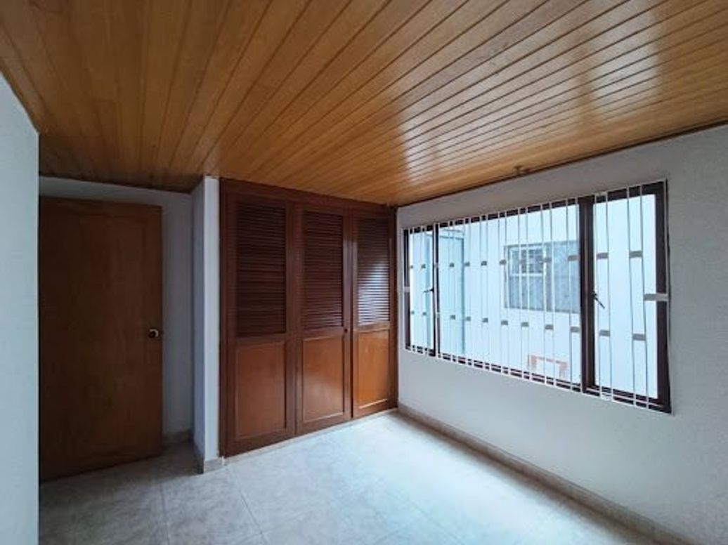 Apartamento de 4 alcobas en venta en Santa Cecilia Modelia, Bogotá, 107 m² · foto 8 de 20