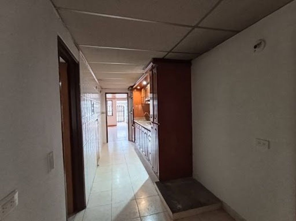 Apartamento de 4 alcobas en venta en Santa Cecilia Modelia, Bogotá, 107 m² · foto 7 de 20