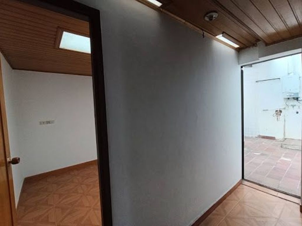 Apartamento de 4 alcobas en venta en Santa Cecilia Modelia, Bogotá, 107 m² · foto 13 de 20
