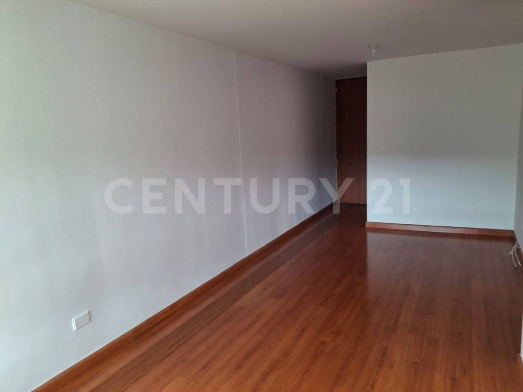 Apartamento de 3 alcobas en venta en Cantalejo, Bogotá, 48 m² · foto 5 de 11