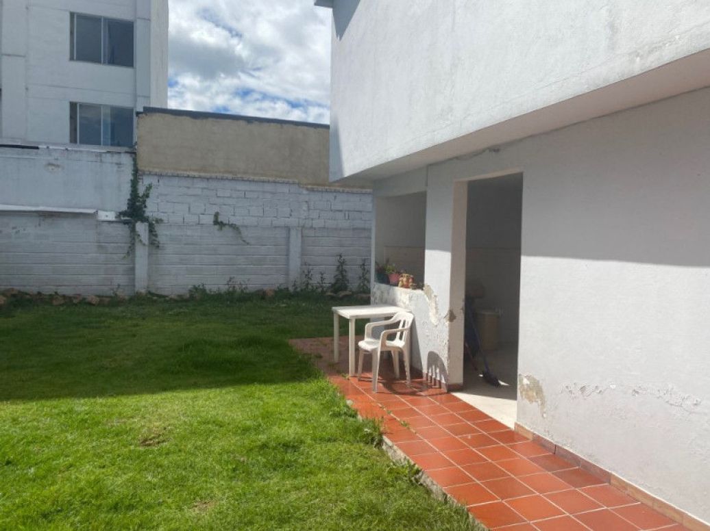 Casa de 4 alcobas en venta en Florida Blanca, Bogotá, 400 m² · foto 7 de 18