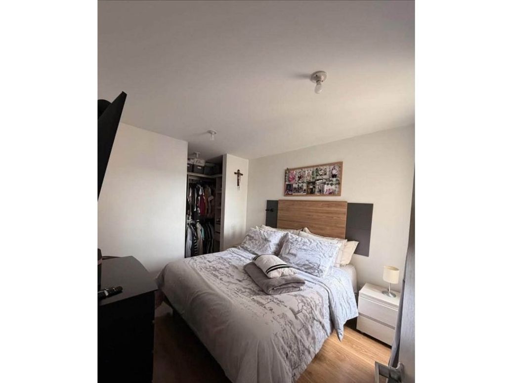 Apartamento de 2 alcobas en venta en Hayuelos, Bogotá, 57 m² · foto 6 de 11