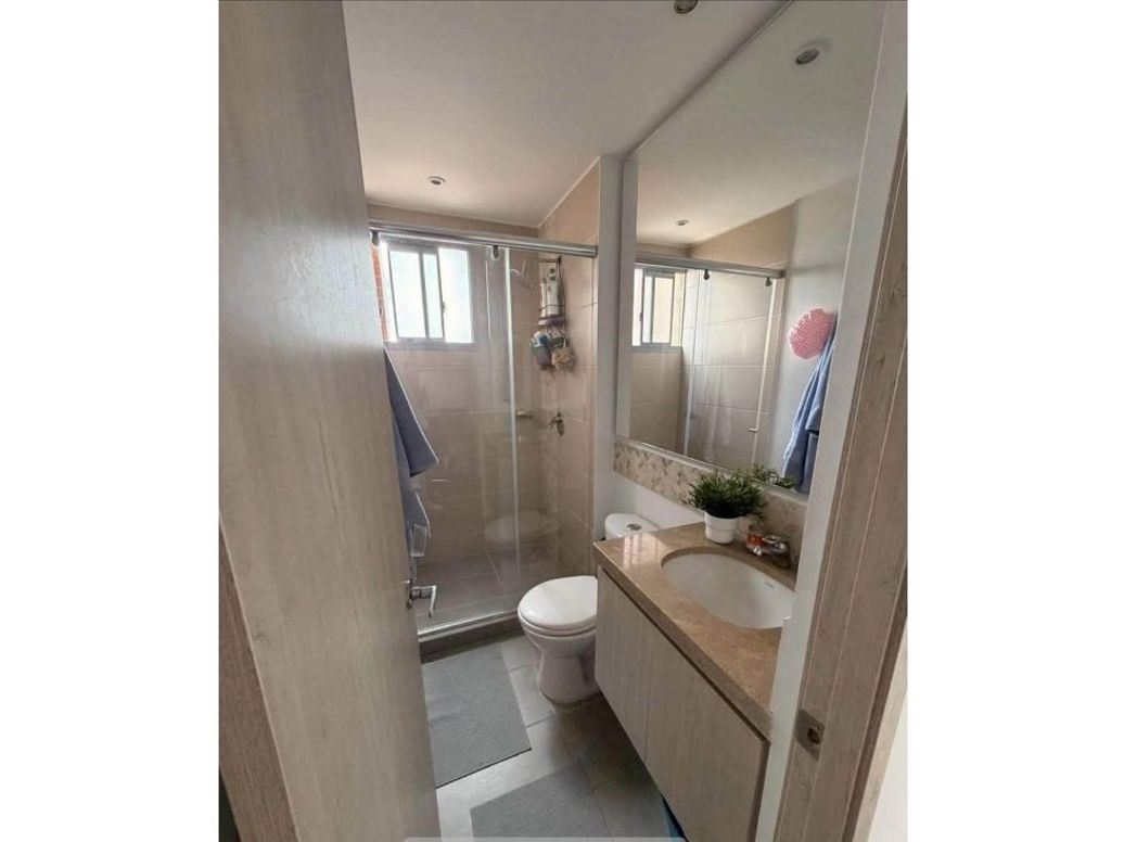 Apartamento de 2 alcobas en venta en Hayuelos, Bogotá, 57 m² · foto 10 de 11