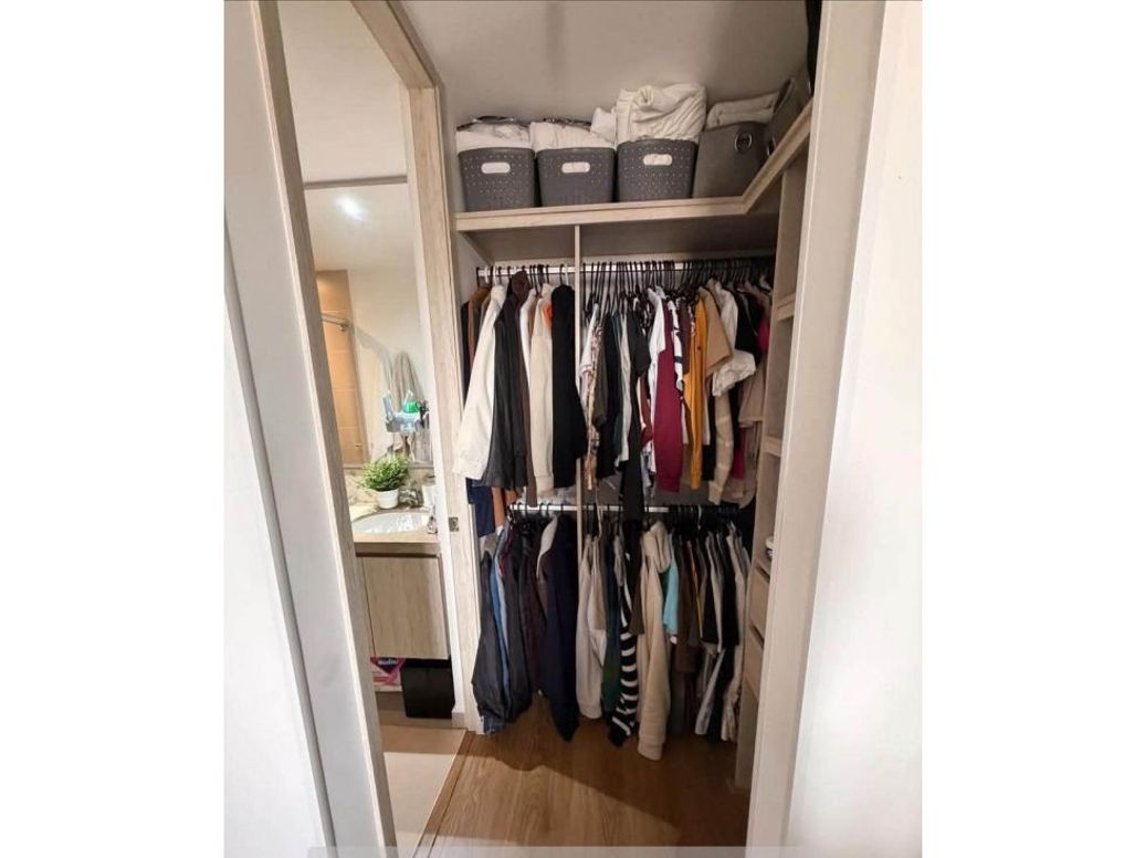 Apartamento de 2 alcobas en venta en Hayuelos, Bogotá, 57 m² · foto 7 de 11