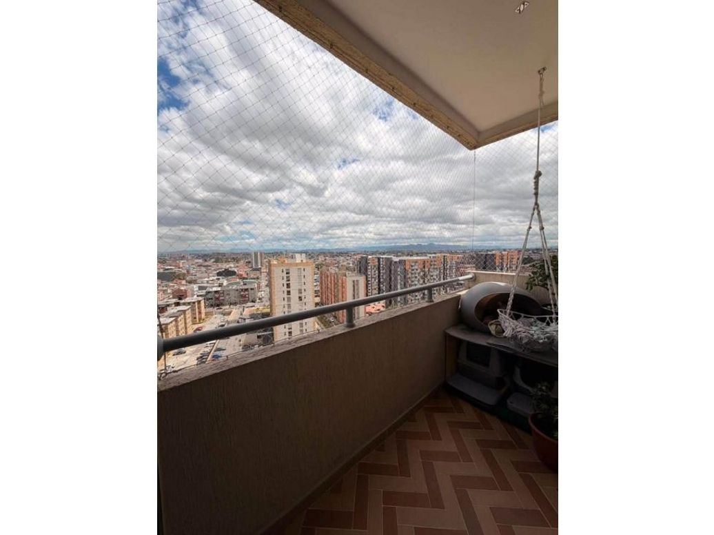 Apartamento de 2 alcobas en venta en Hayuelos, Bogotá, 57 m² · foto 4 de 11