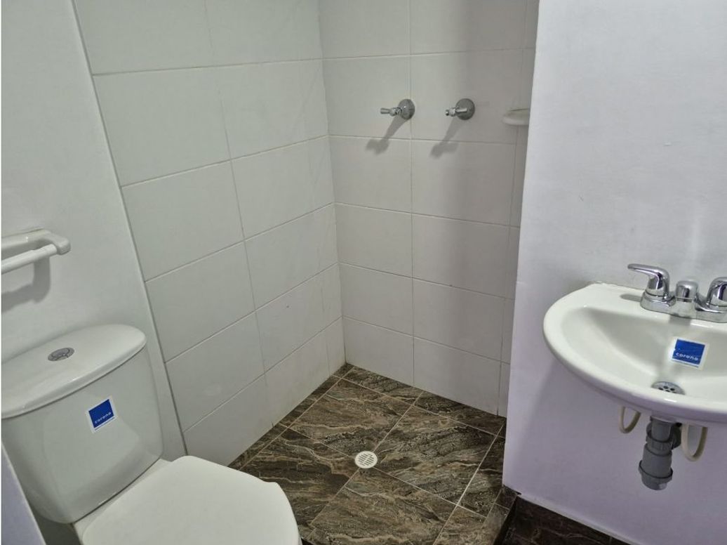 Apartamento de 2 alcobas en venta en El Carmen, Bogotá, 47 m² · foto 8 de 10