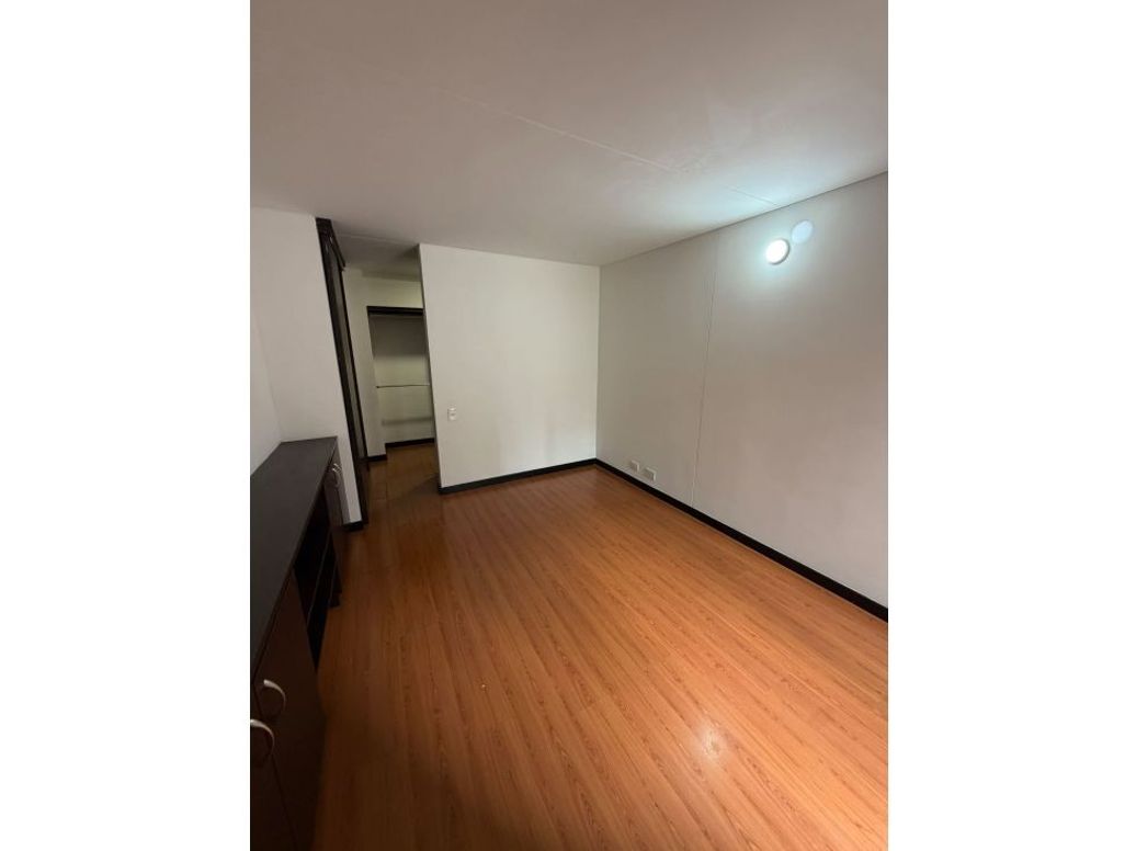 Apartamento de 2 alcobas en venta en Hayuelos, Bogotá, 65 m² · foto 16 de 20