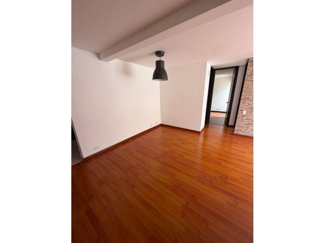 Apartamento de 2 alcobas en venta en Hayuelos, Bogotá, 65 m² · foto 4 de 20