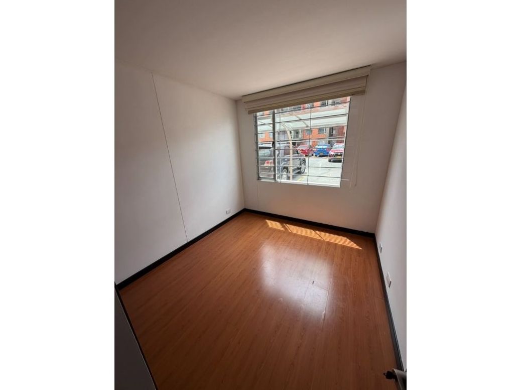 Apartamento de 2 alcobas en venta en Hayuelos, Bogotá, 65 m² · foto 13 de 20