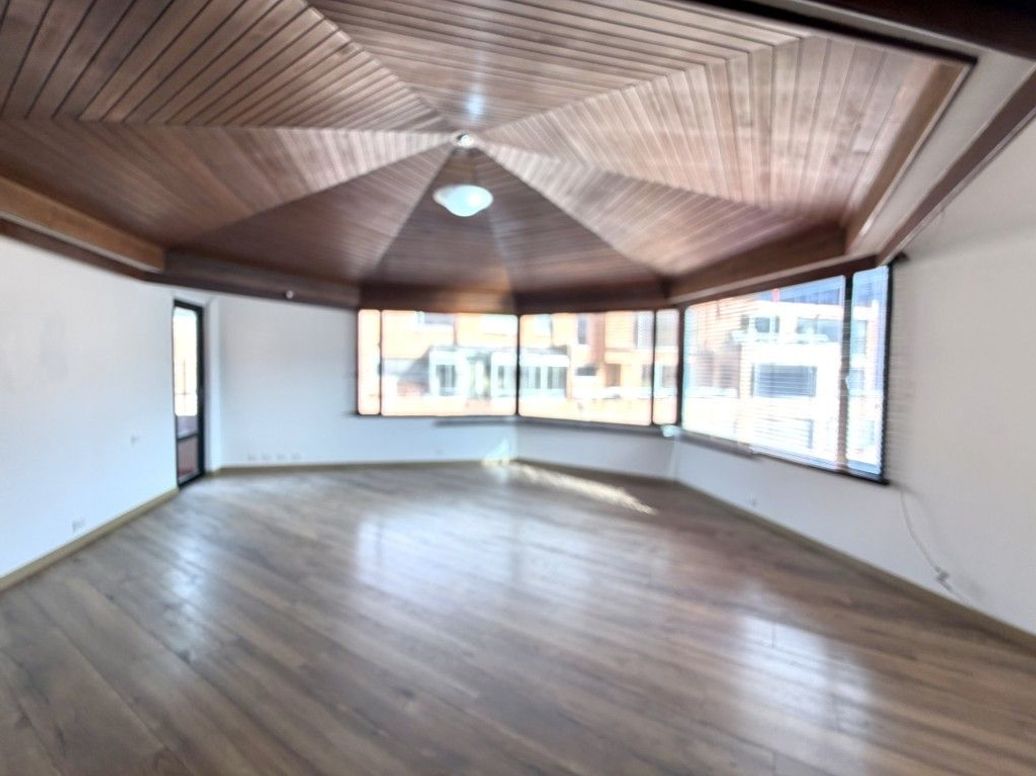 Apartamento de 4 alcobas en venta en La Porciuncula, Bogotá, 345 m² · foto 16 de 20