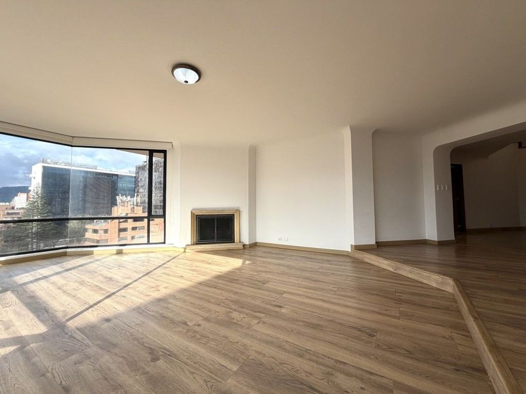 Apartamento de 4 alcobas en venta en La Porciuncula, Bogotá, 345 m² · foto 4 de 20