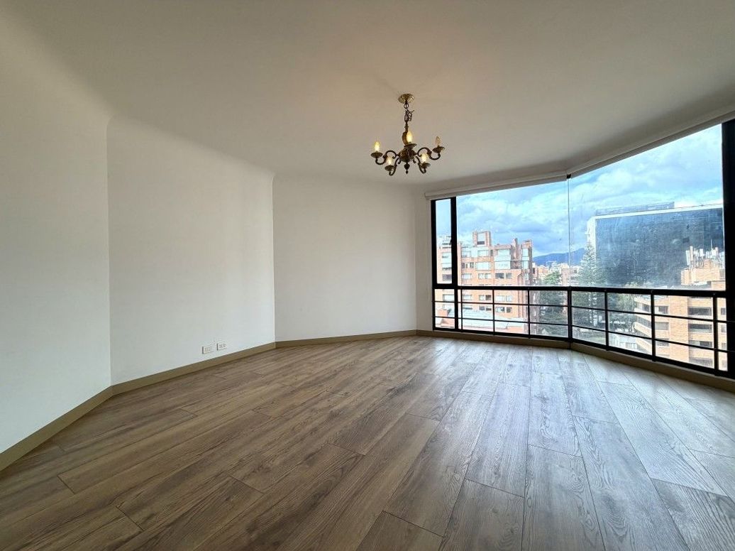 Apartamento de 4 alcobas en venta en La Porciuncula, Bogotá, 345 m² · foto 9 de 20