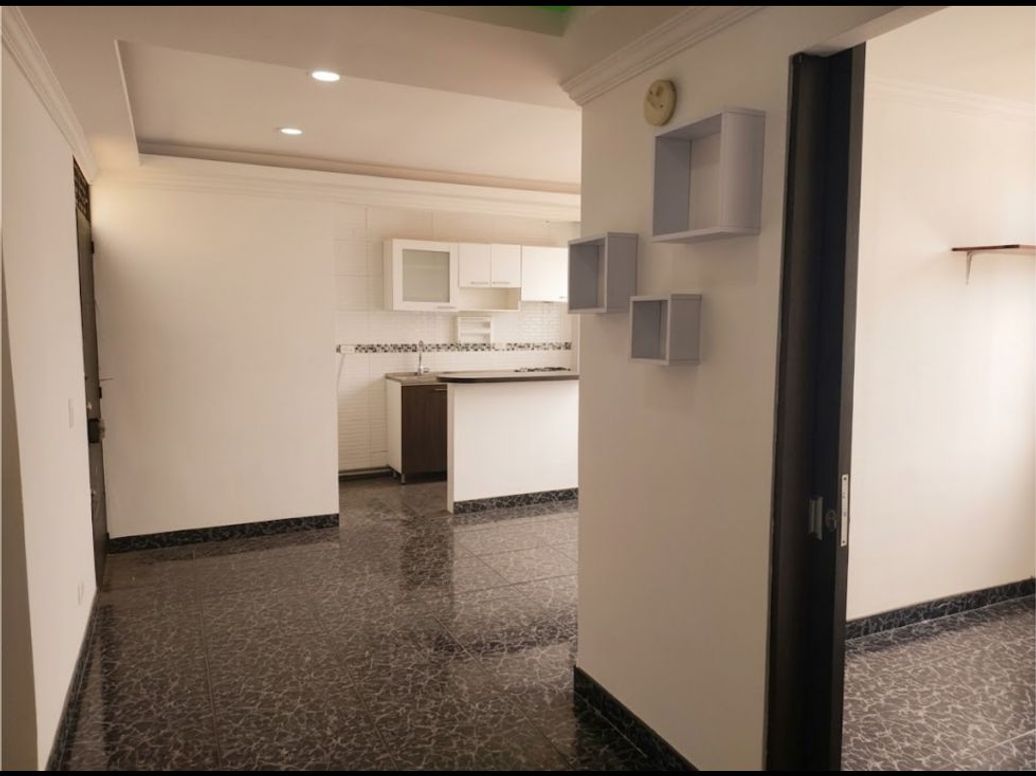 Apartamento de 3 alcobas en venta en Villas Del Progreso, Bogotá, 47 m² · foto 4 de 7