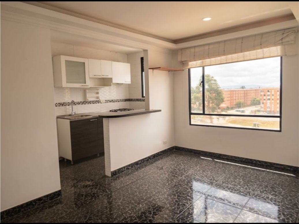 Apartamento de 3 alcobas en venta en Villas Del Progreso, Bogotá, 47 m² · foto 2 de 7