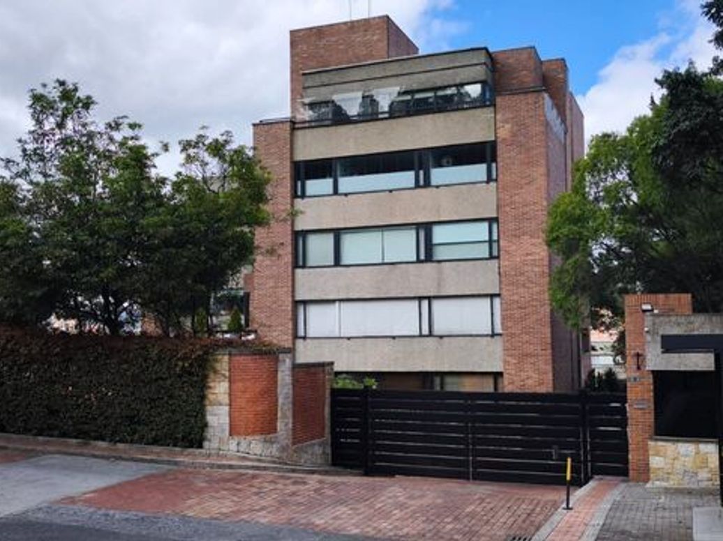 Apartamento de 3 alcobas en venta en Iberia, Bogotá, 270 m² · foto 2 de 20
